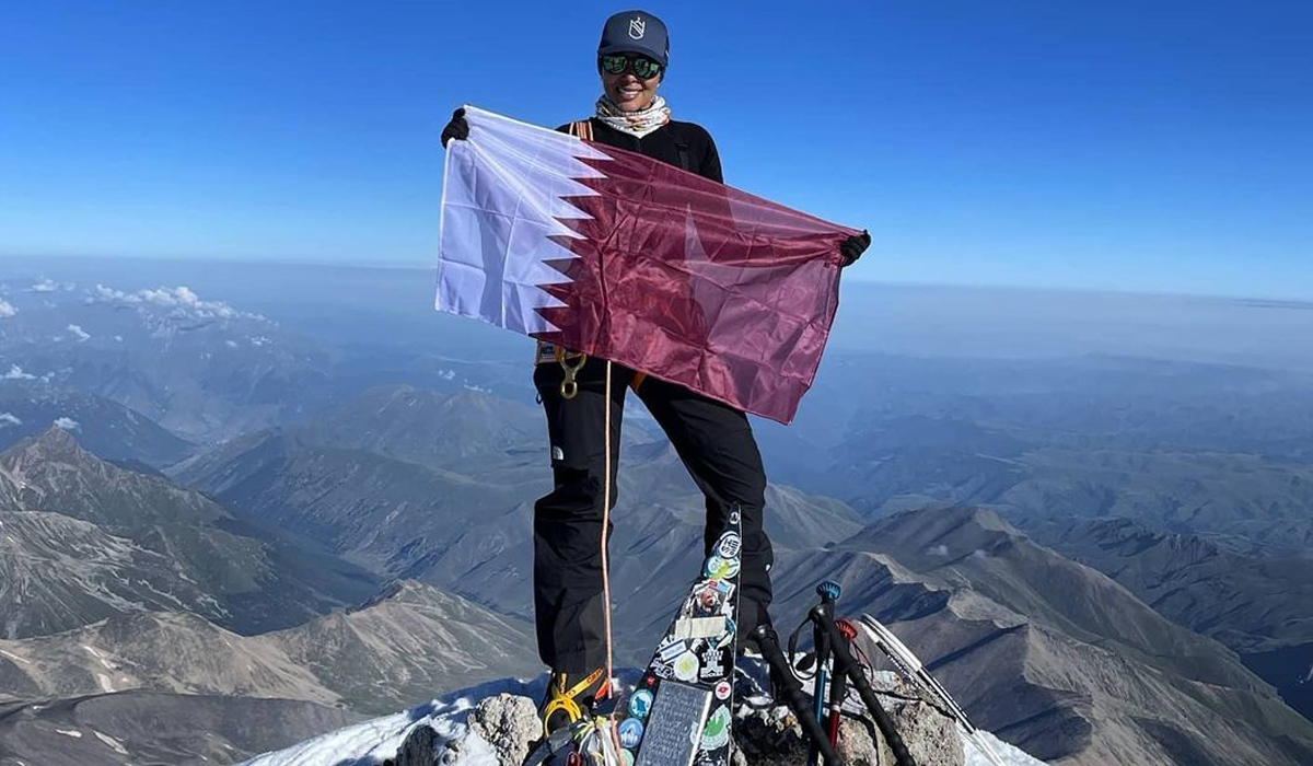 Qatari adventurer scales Mount Elbrus, highest peak in Europe
